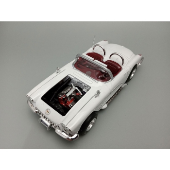 Plastikmodell – 1:25 1960 Chevrolet Corvette – AMT1374